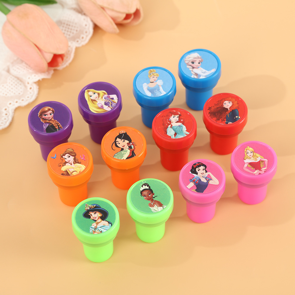 Set di 12 Timbri per Bambini c - Kids Toys In Wholesale recensione e prezzo