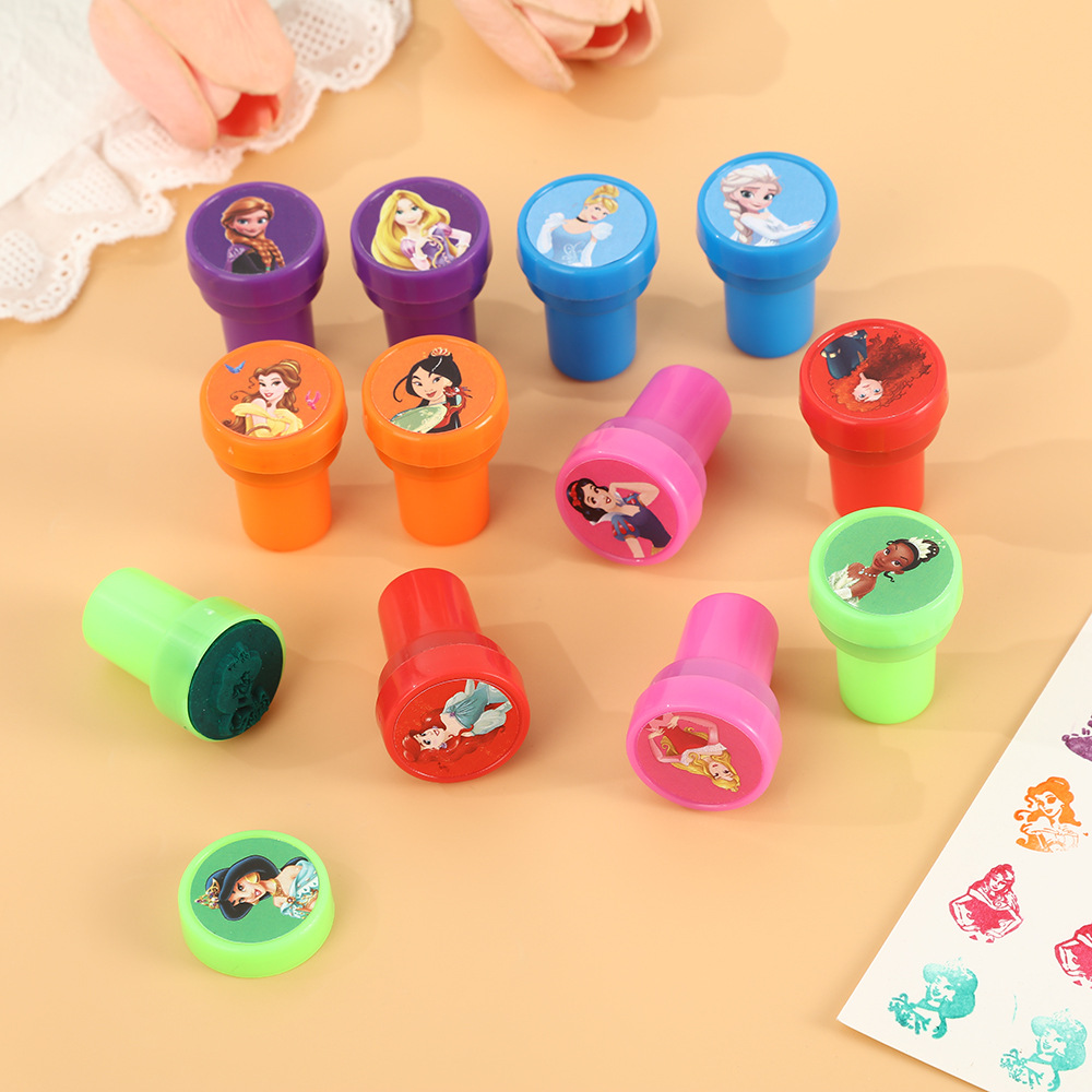 Set di 12 Timbri per Bambini c - Kids Toys In Wholesale recensione e prezzo